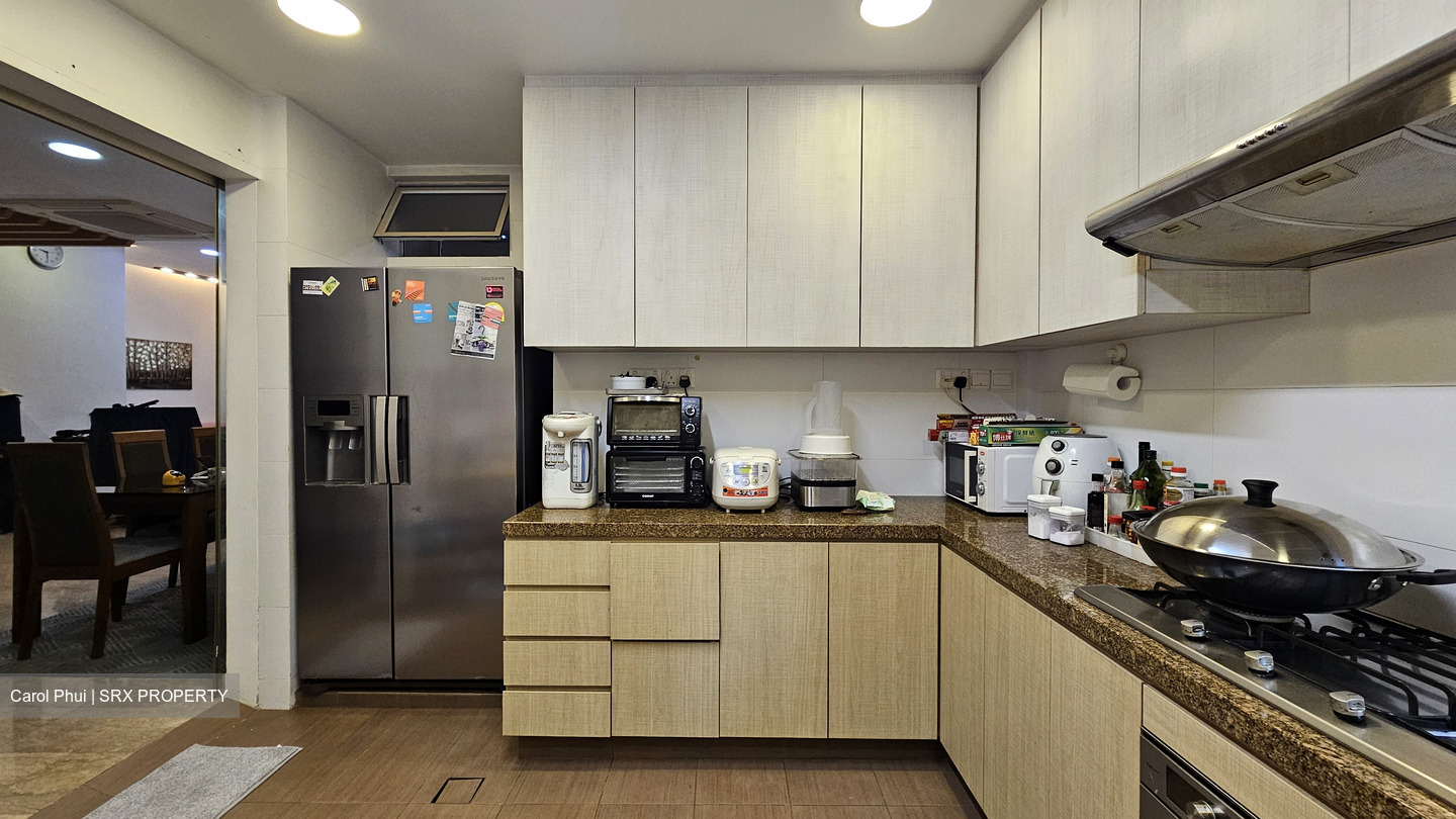 Faber Crest (D5), Condominium #453372711